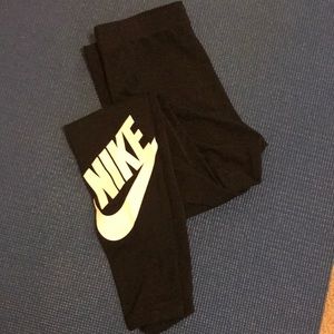 Nike leggings
